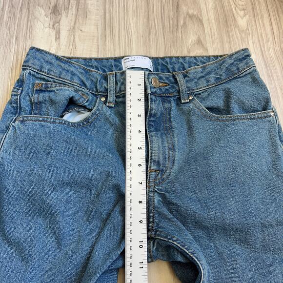 ASOS DESIGN Classic Rigid Medium Wash Jeans Size W30 L30 - Picture 4 of 9
